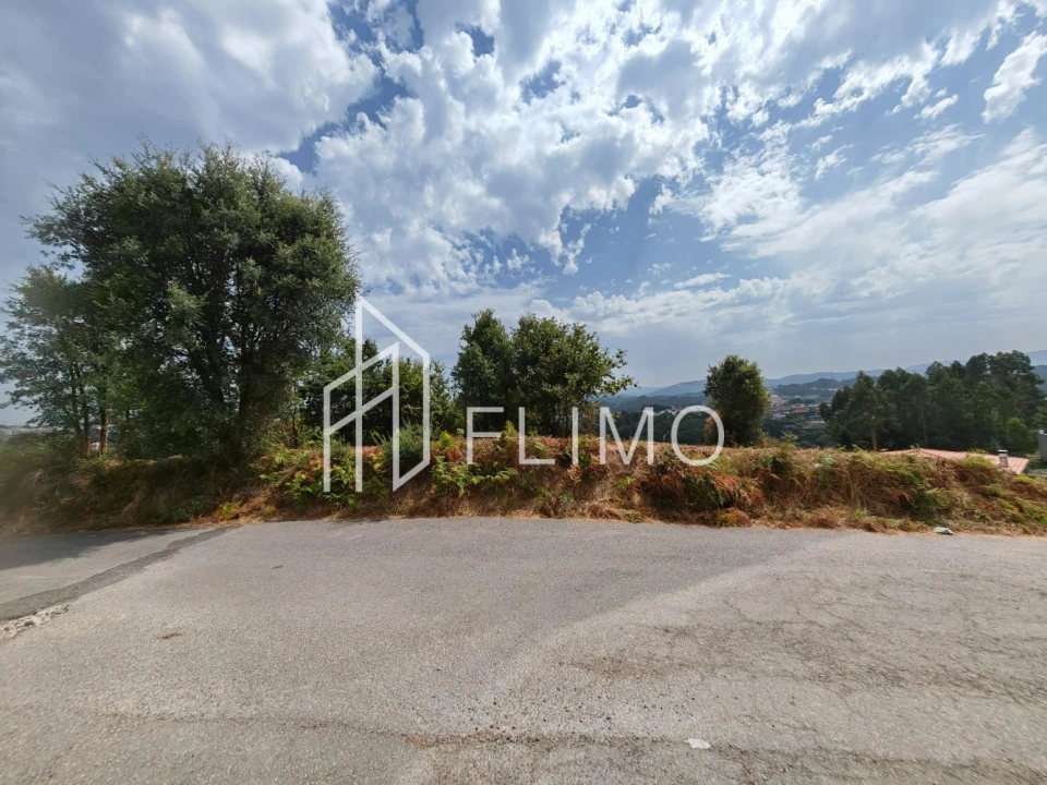 Terreno para Venda em Vila de Cucujães Foto 10
