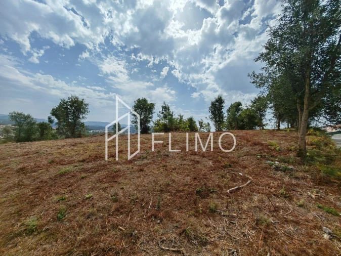Terreno para Venda em Vila de Cucujães Foto 11