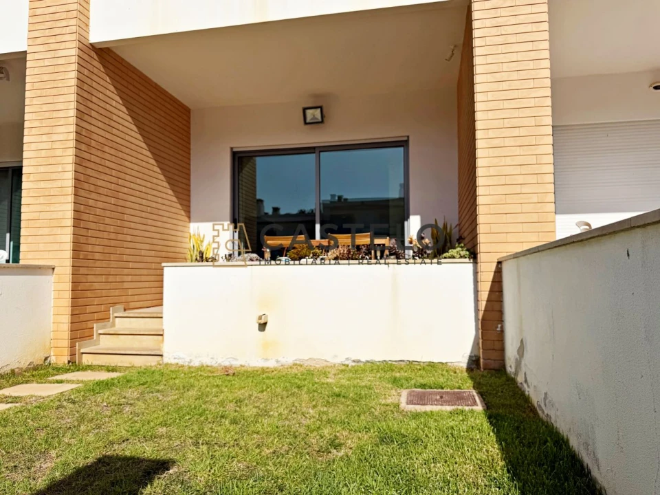 Moradia T2 para Venda em Albufeira e Olhos de Água Foto 22