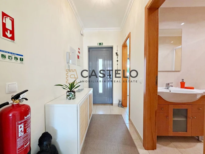 Moradia T2 para Venda em Albufeira e Olhos de Água Foto 4