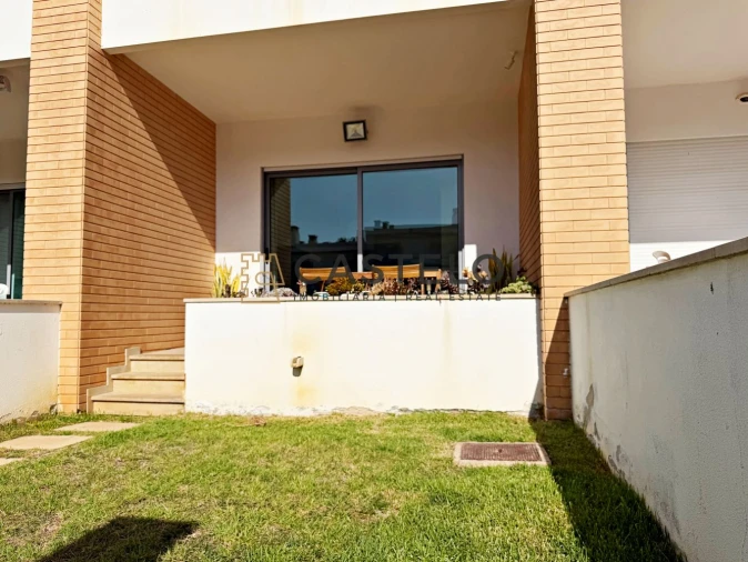 Moradia T2 para Venda em Albufeira e Olhos de Água Foto 24