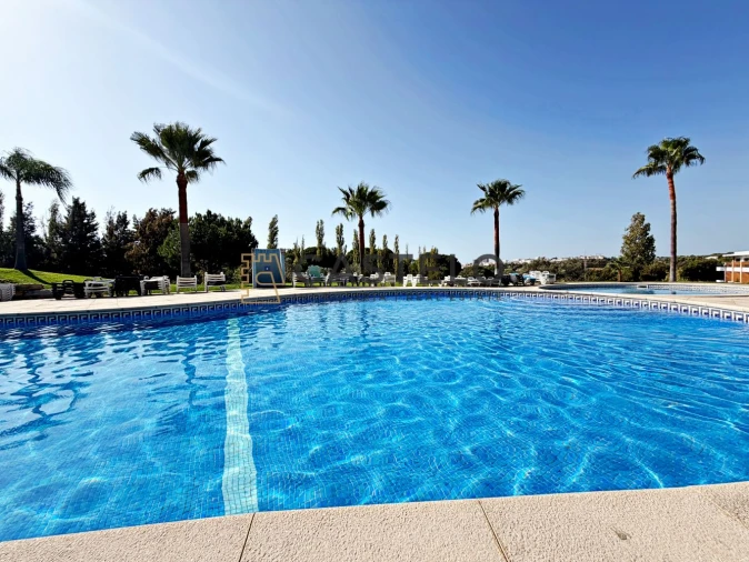 Moradia T2 para Venda em Albufeira e Olhos de Água