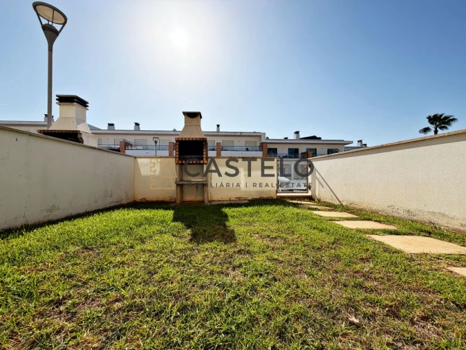 Moradia T2 para Venda em Albufeira e Olhos de Água Foto 23