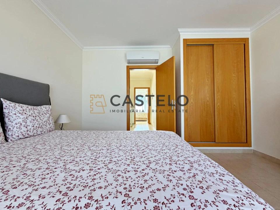 Moradia T2 para Venda em Albufeira e Olhos de Água Foto 16