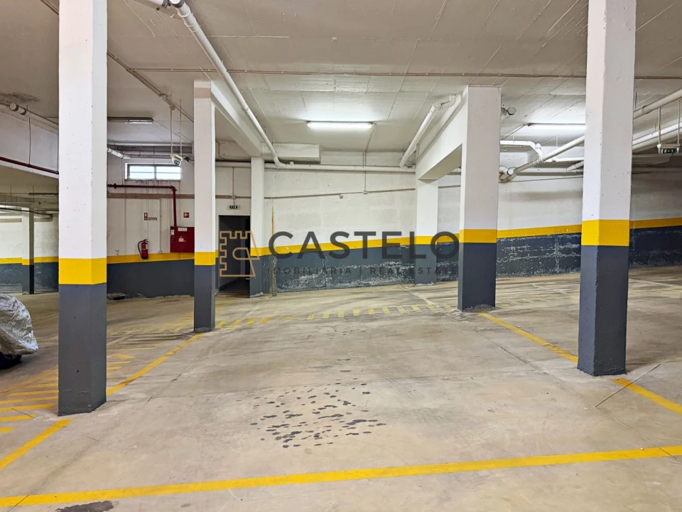 Moradia T2 para Venda em Albufeira e Olhos de Água Foto 24