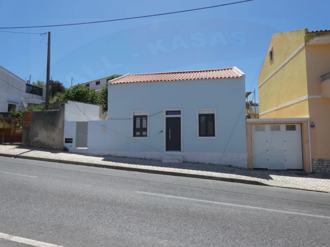 Moradia T2 para Venda em Queluz e Belas Foto 3