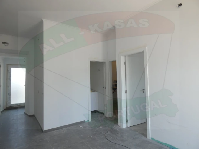 Moradia T2 para Venda em Queluz e Belas Foto 10