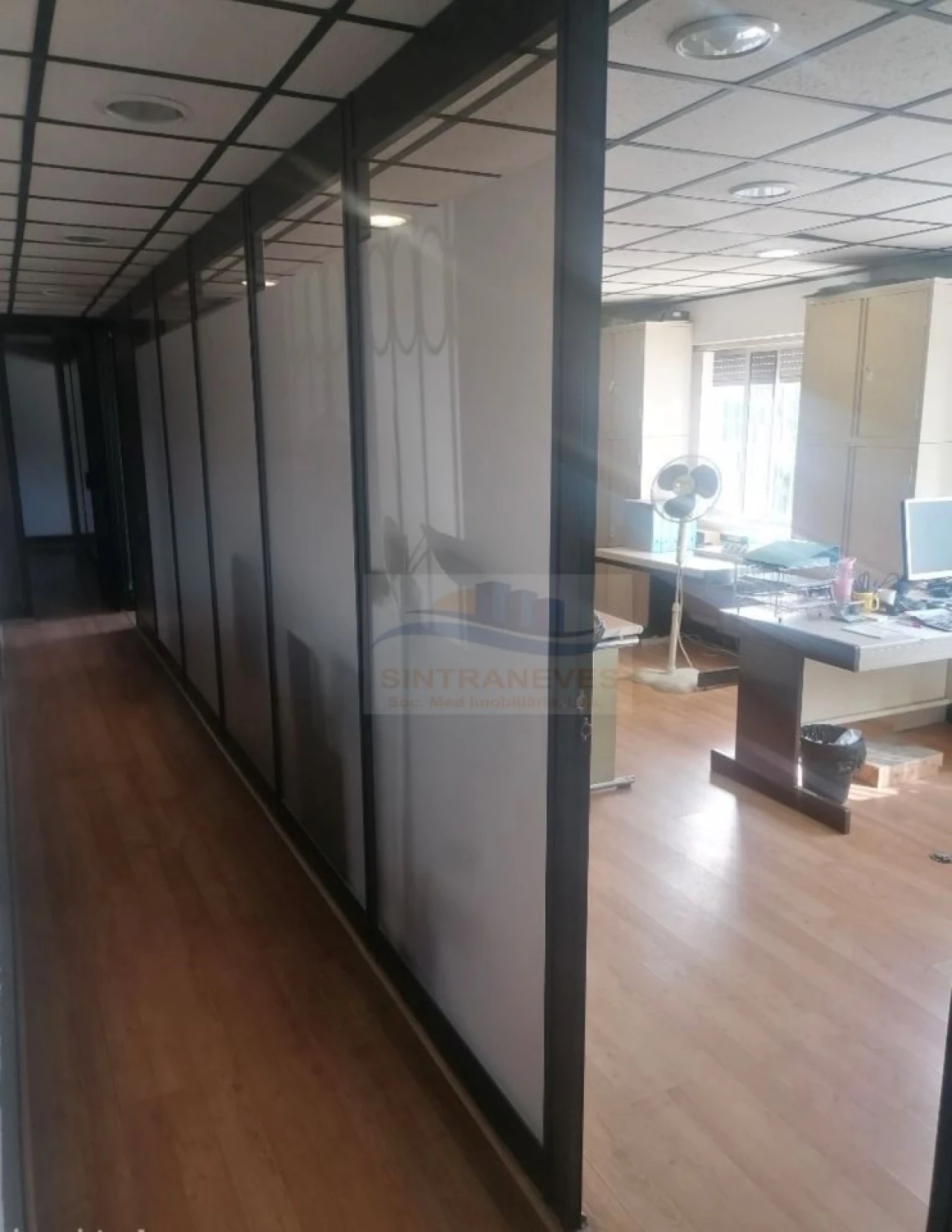 Armazém para Venda em Alverca do Ribatejo e Sobralinho Foto 2