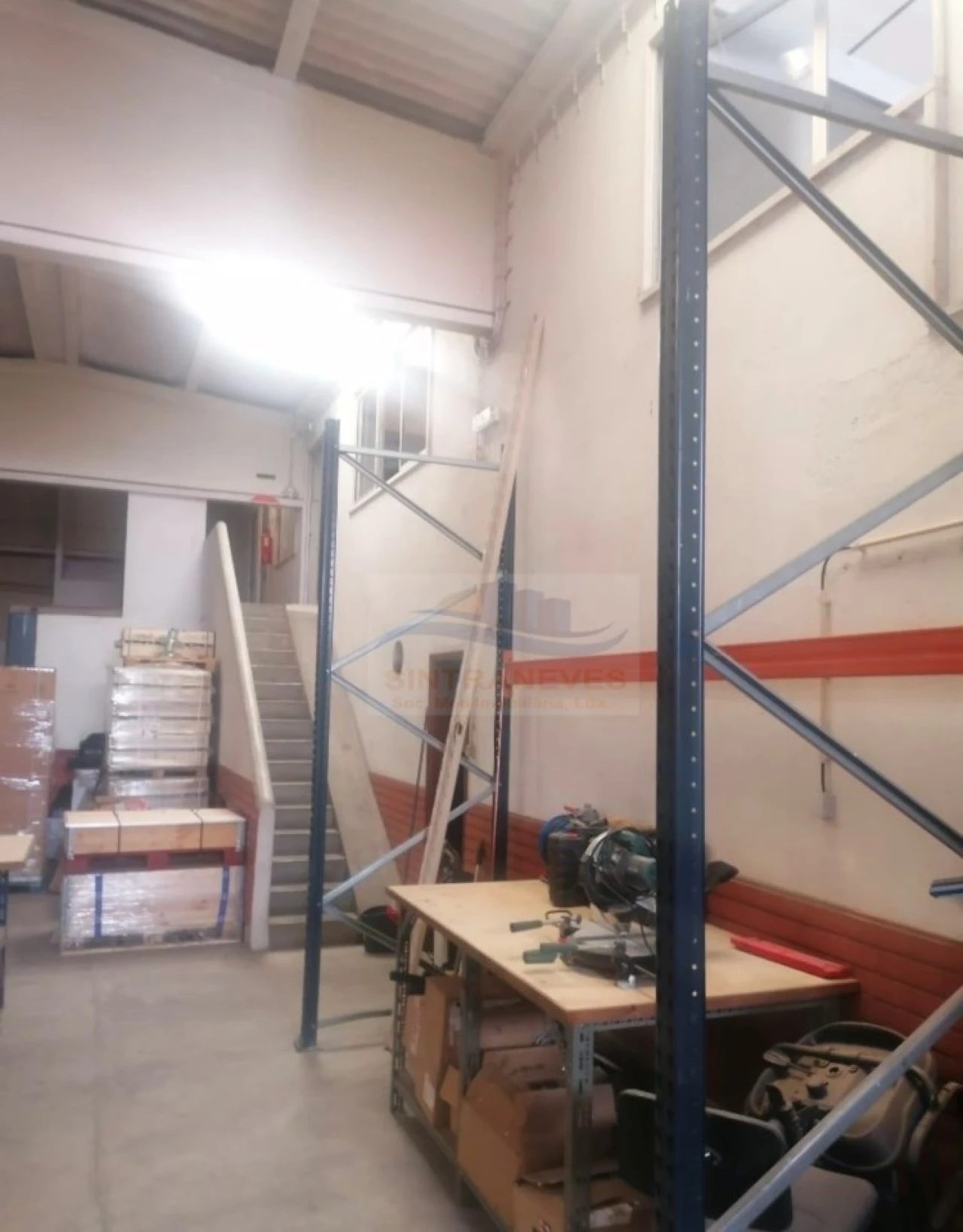 Armazém para Venda em Alverca do Ribatejo e Sobralinho Foto 3