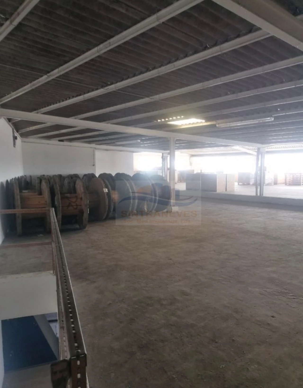 Armazém para Venda em Alverca do Ribatejo e Sobralinho Foto 11