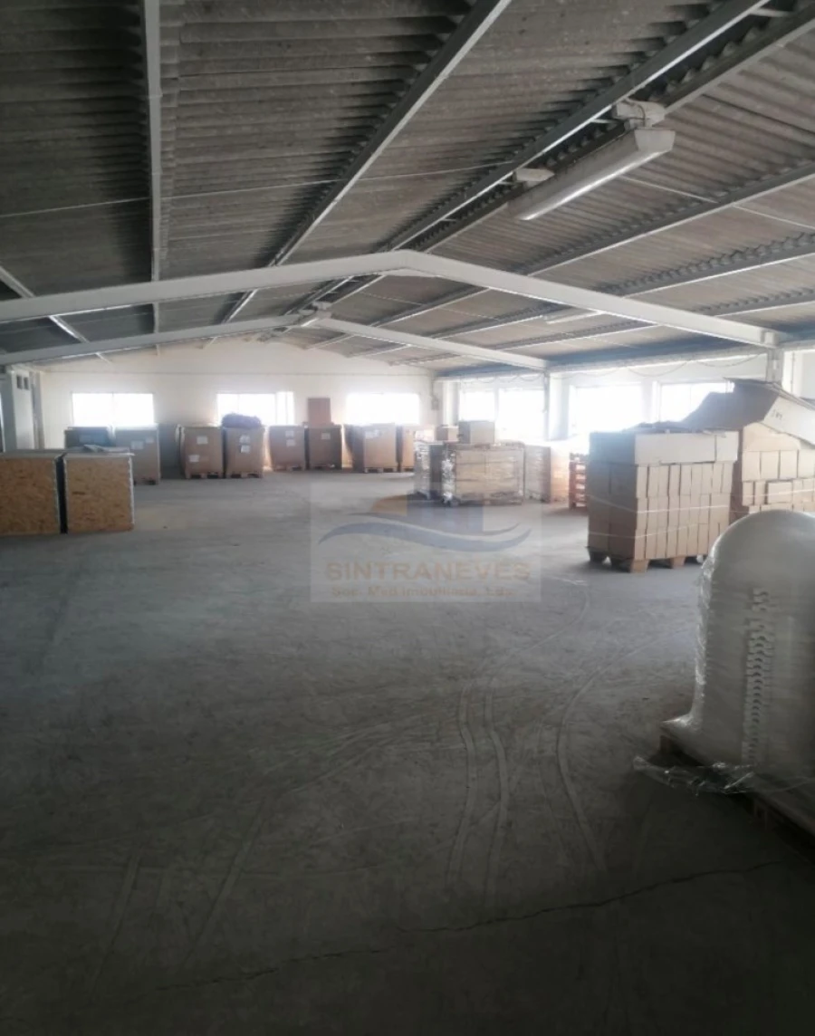 Armazém para Venda em Alverca do Ribatejo e Sobralinho Foto 13