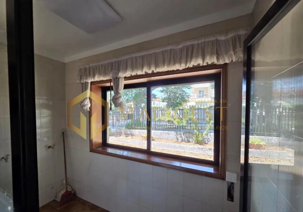 Apartamento T2 para Arrendamento em Gulpilhares e Valadares Foto 5