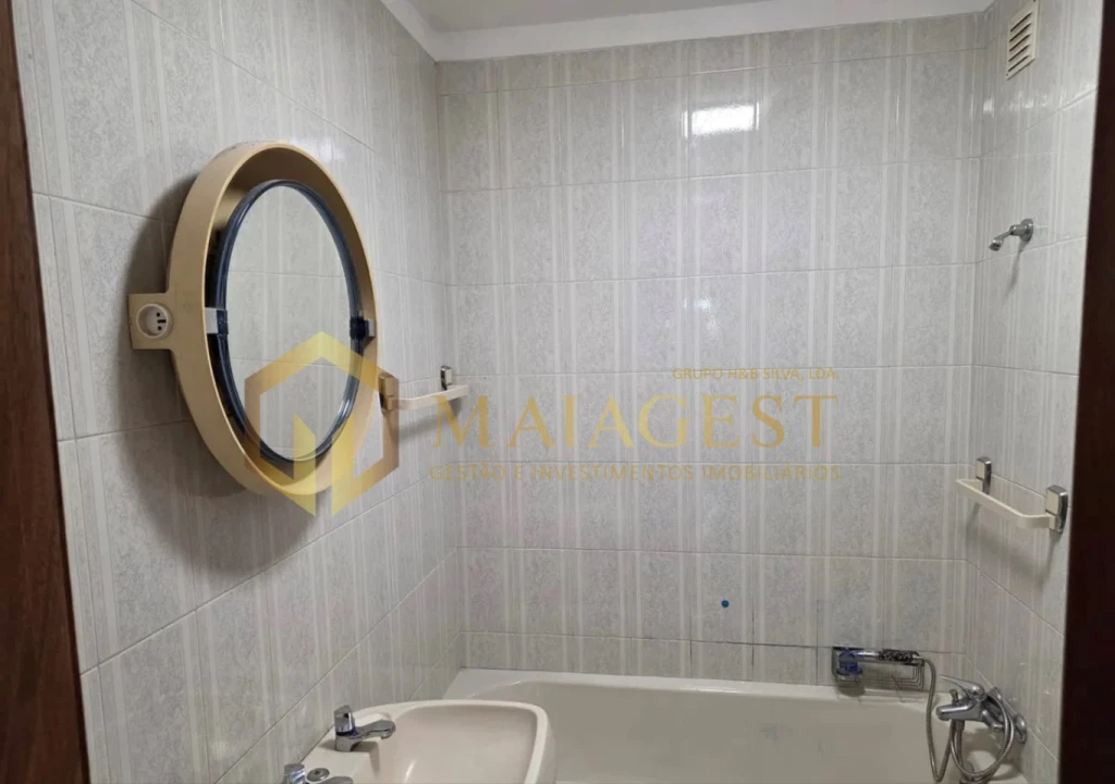 Apartamento T2 para Arrendamento em Gulpilhares e Valadares Foto 13