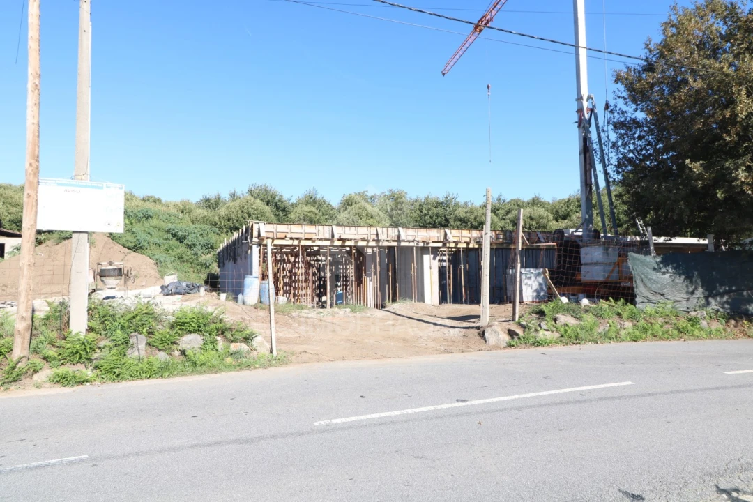 Moradia T3 para Venda em Lage Foto 2