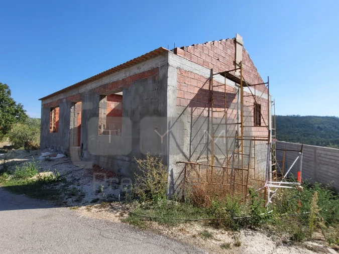 Moradia T3 para Venda em Olalhas Foto 14