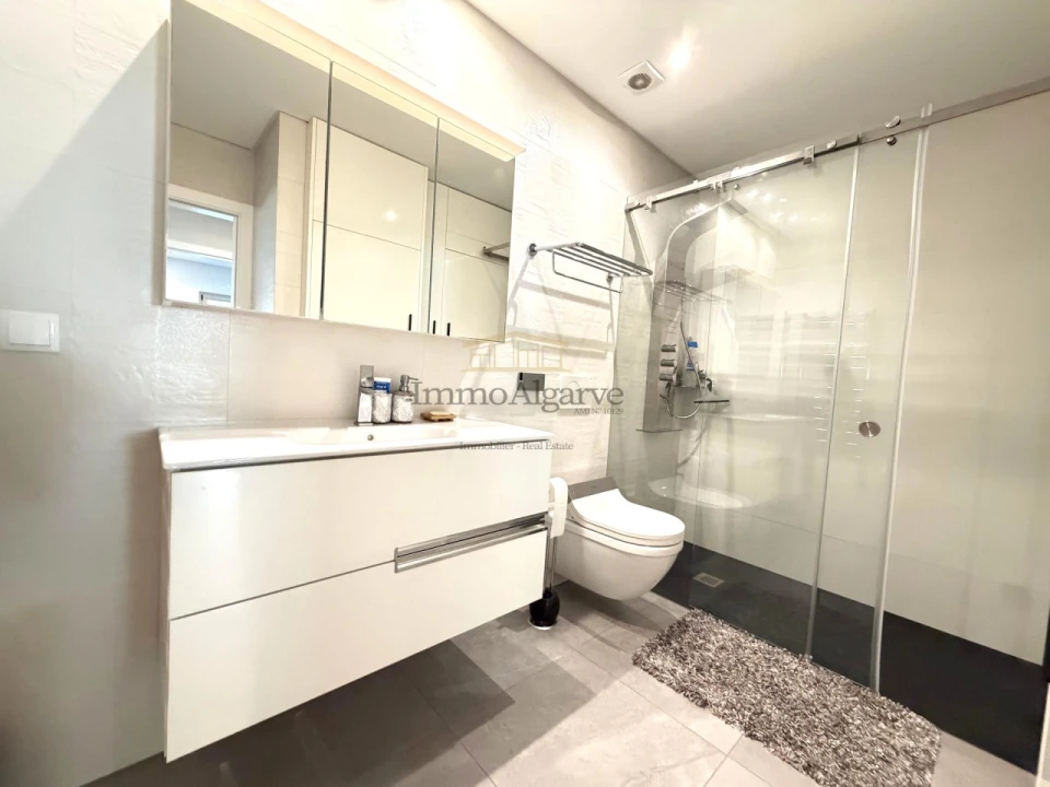 Apartamento T2 para Venda em Albufeira e Olhos de Água Foto 16