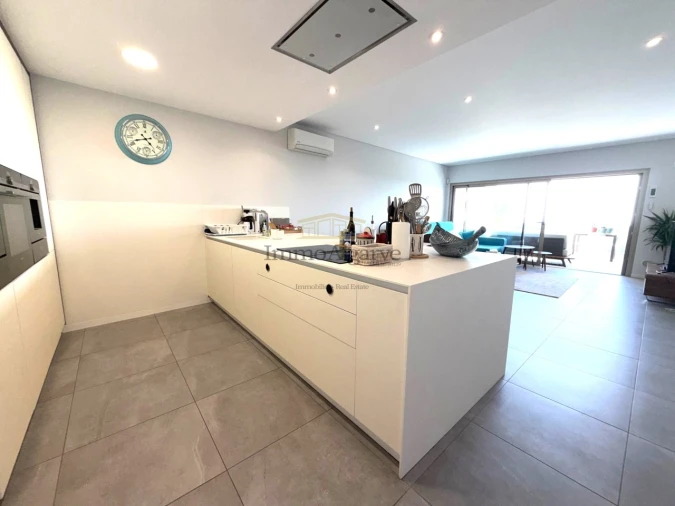 Apartamento T2 para Venda em Albufeira e Olhos de Água Foto 7