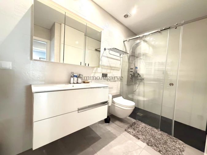 Apartamento T2 para Venda em Albufeira e Olhos de Água Foto 16