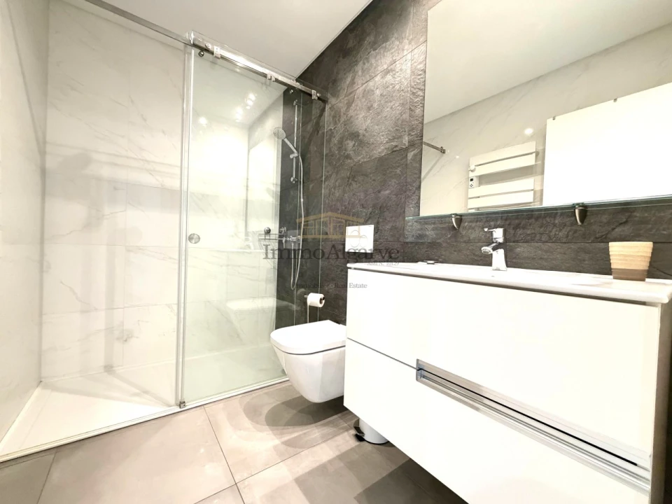 Apartamento T2 para Venda em Albufeira e Olhos de Água Foto 16