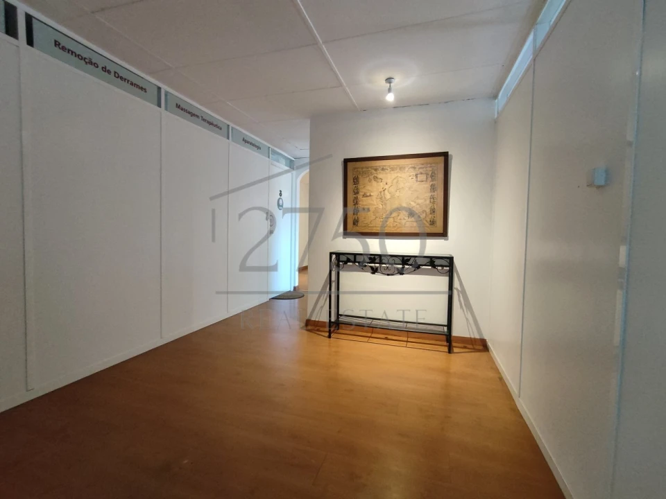 Escritório para Arrendamento em Alcabideche Foto 2