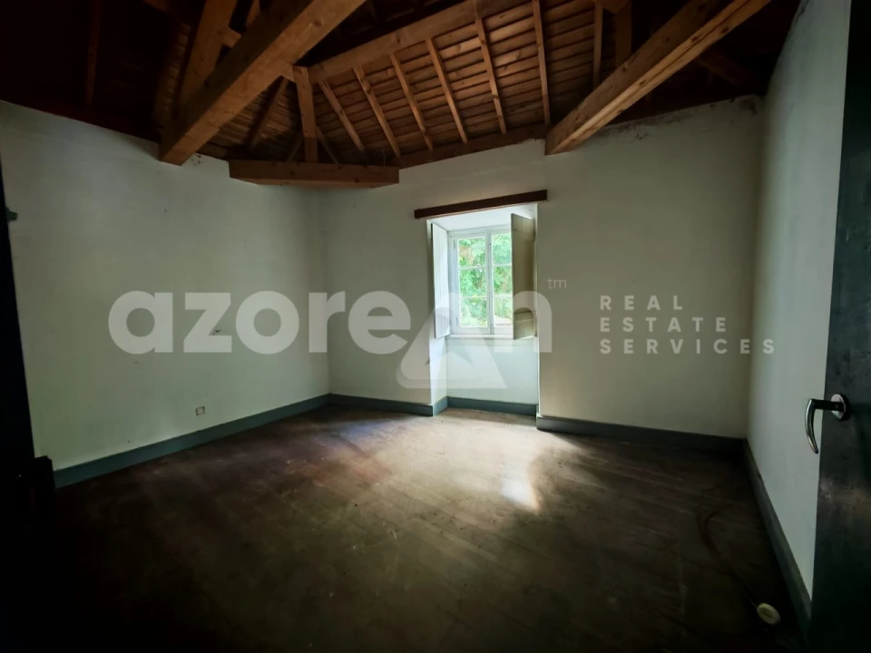 Moradia T3 para Venda em Ribeirinha Foto 11