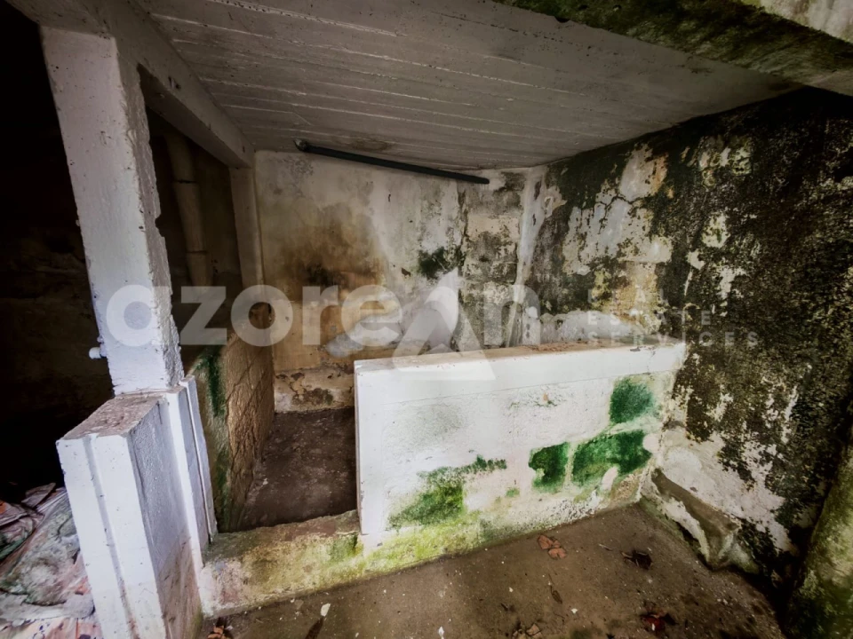 Moradia T3 para Venda em Ribeirinha Foto 27