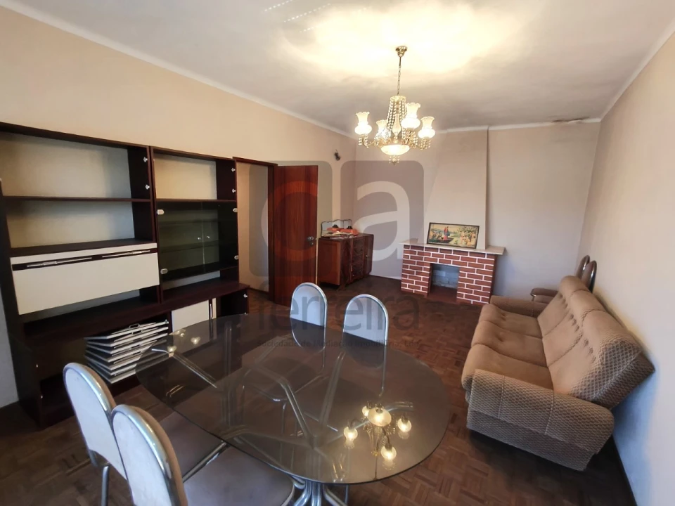 Moradia T5 para Venda em Azinhaga Foto 16