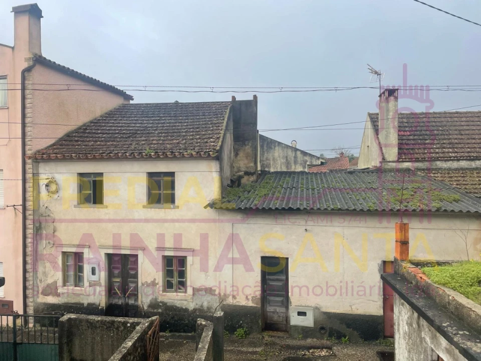 Moradia T3 para Venda em São Martinho de Árvore e Lamarosa Foto 2