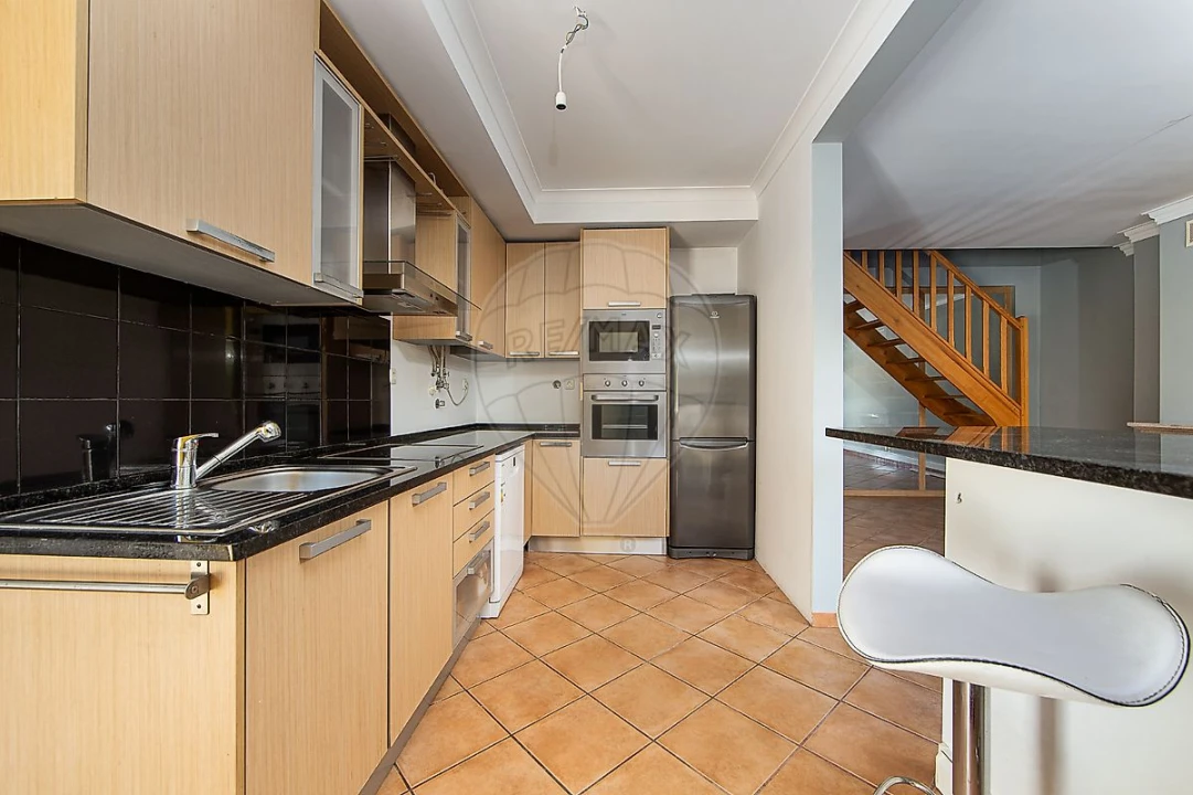 Apartamento T2 para Arrendamento em Azeitão (São Lourenço e São Simão) Foto 11