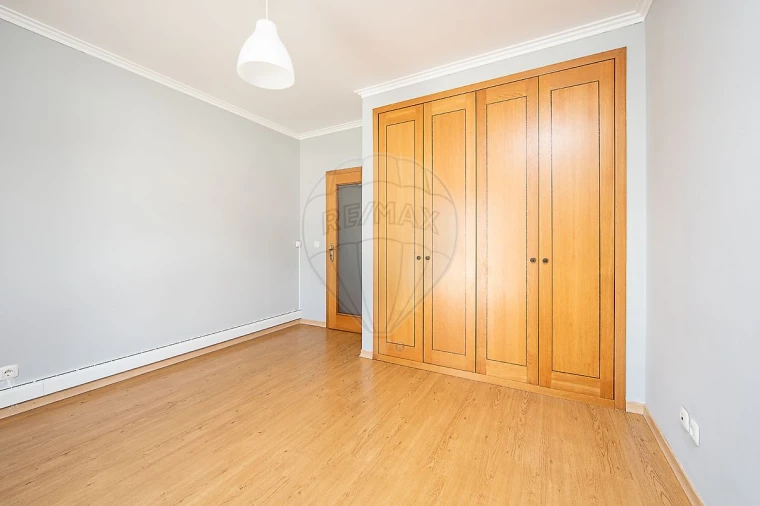 Apartamento T2 para Arrendamento em Azeitão (São Lourenço e São Simão) Foto 5