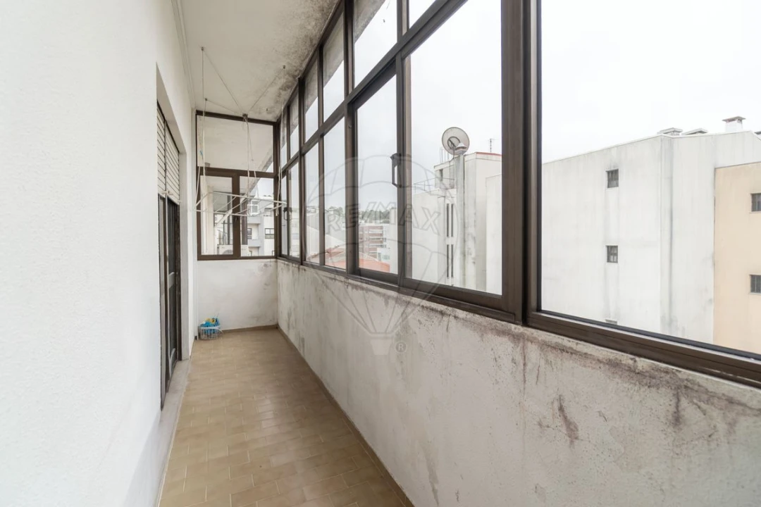 Apartamento T3 para Venda em Vila Chã, Codal e Vila Cova de Perrinho Foto 4