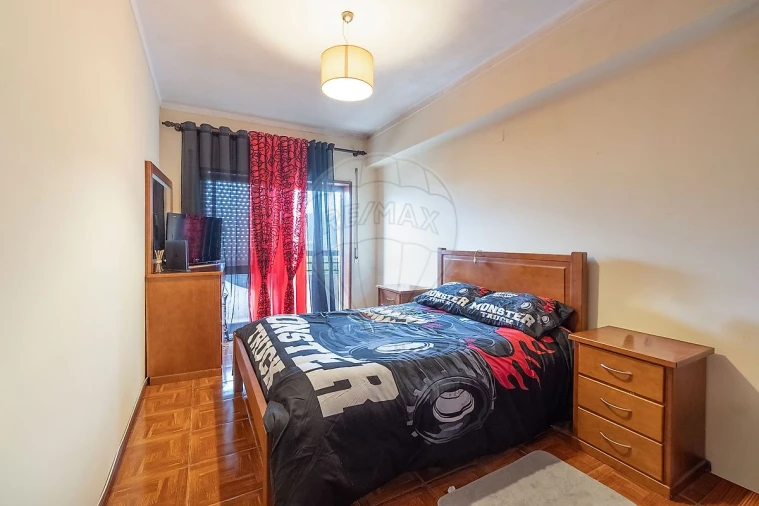 Apartamento T3 para Venda em Vila Chã, Codal e Vila Cova de Perrinho Foto 21