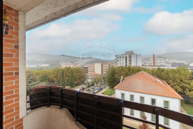 Apartamento T3 para Venda em Vila Chã, Codal e Vila Cova de Perrinho Foto 32