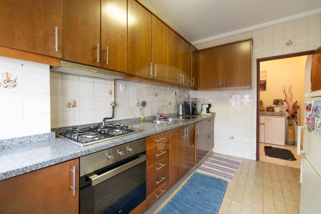 Apartamento T3 para Venda em Vila Chã, Codal e Vila Cova de Perrinho Foto 2