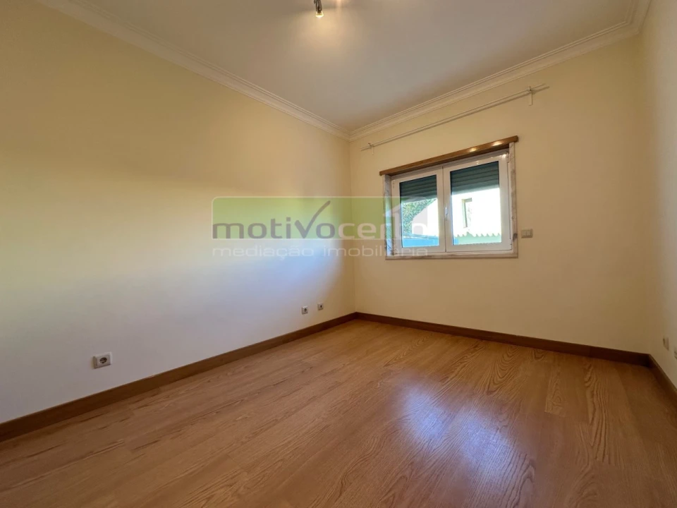 Moradia T4 para Arrendamento em São Domingos de Rana Foto 6