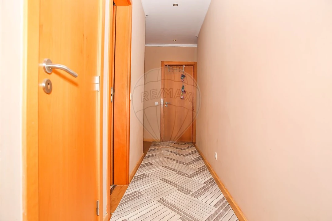 Apartamento T3 para Venda em Aveiras de Cima Foto 23