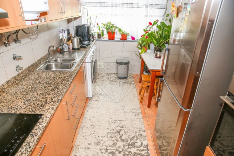 Apartamento T3 para Venda em Aveiras de Cima Foto 9