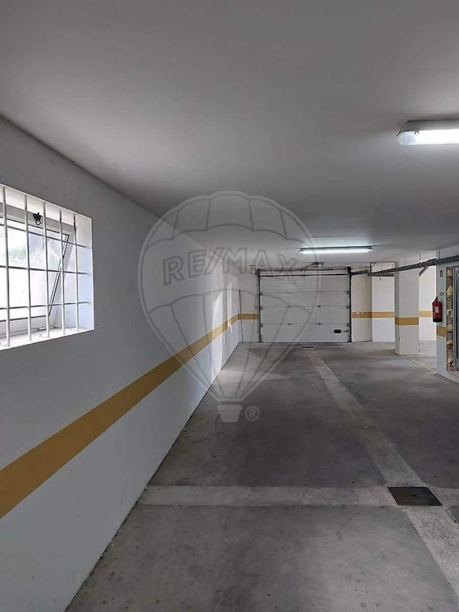 Apartamento T3 para Venda em Aveiras de Cima Foto 34