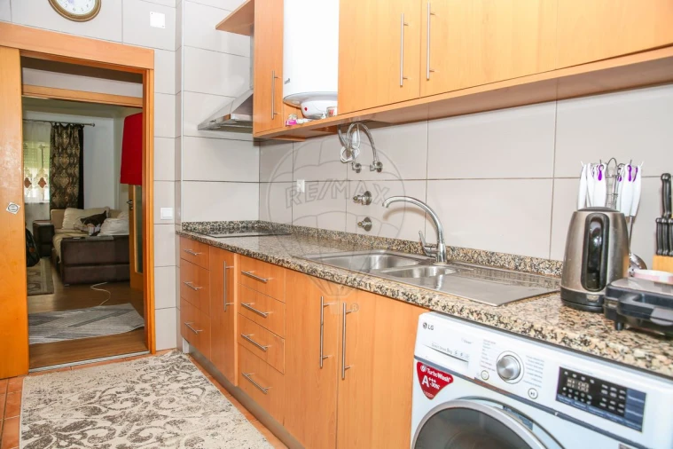 Apartamento T3 para Venda em Aveiras de Cima Foto 12
