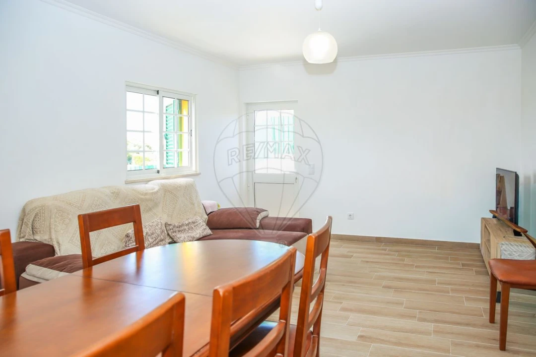 Moradia T2 para Venda em Almoster Foto 20