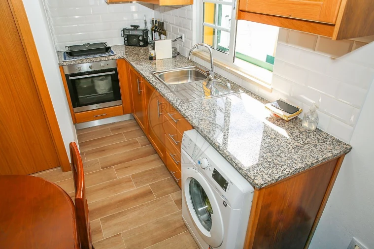 Moradia T2 para Venda em Almoster Foto 15