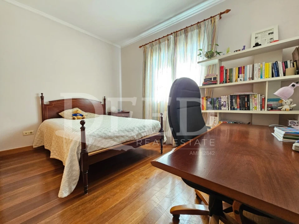 Moradia T4 para Venda em São Roque Foto 11