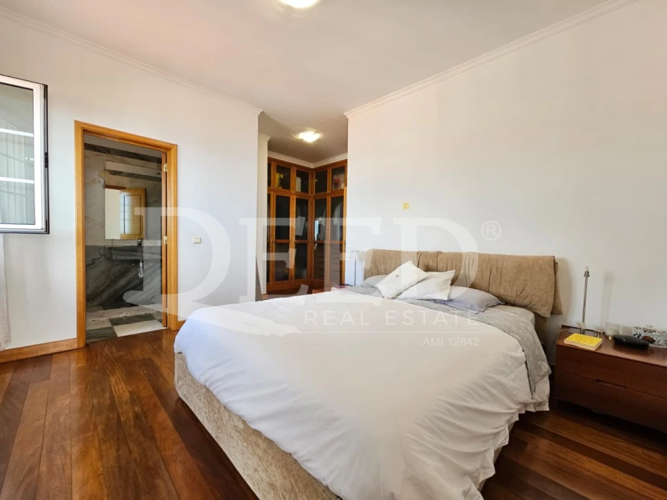 Moradia T4 para Venda em São Roque Foto 16