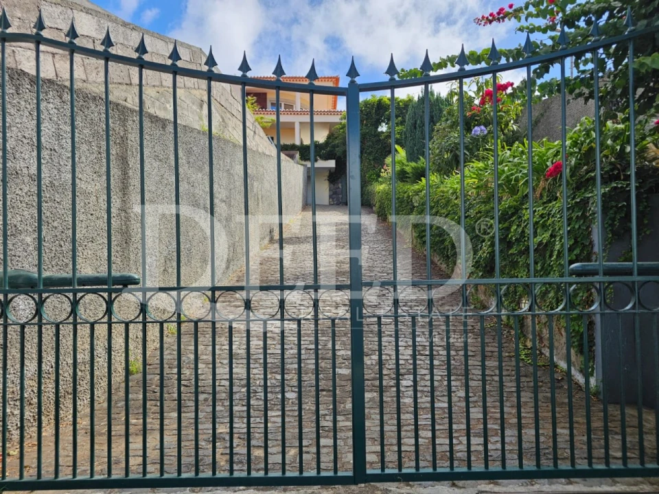 Moradia T4 para Venda em São Roque Foto 26