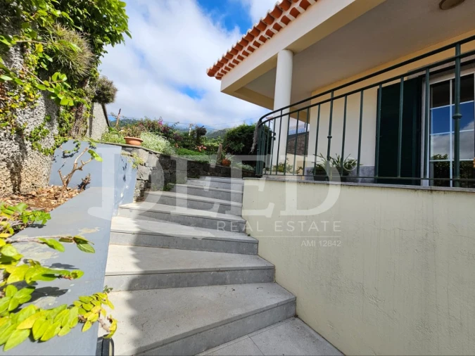 Moradia T4 para Venda em São Roque Foto 3