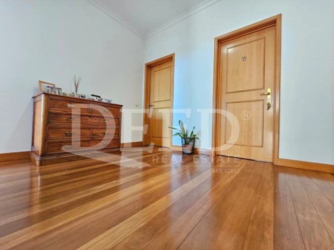 Moradia T4 para Venda em São Roque Foto 13