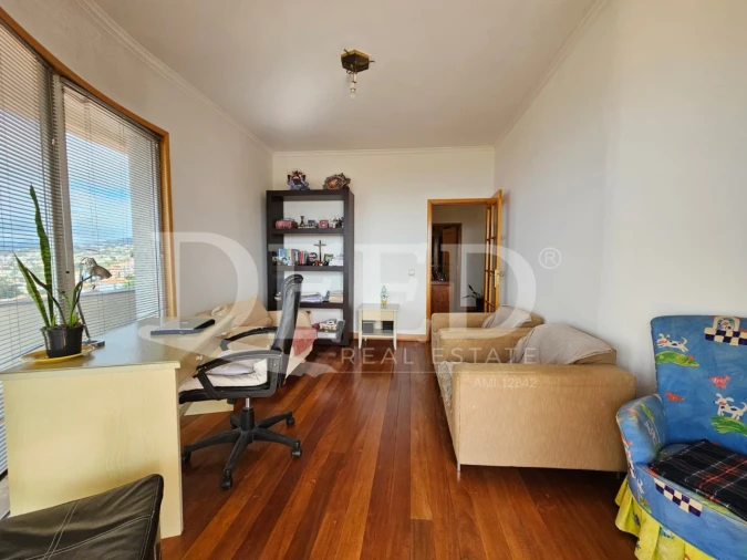 Moradia T4 para Venda em São Roque Foto 23