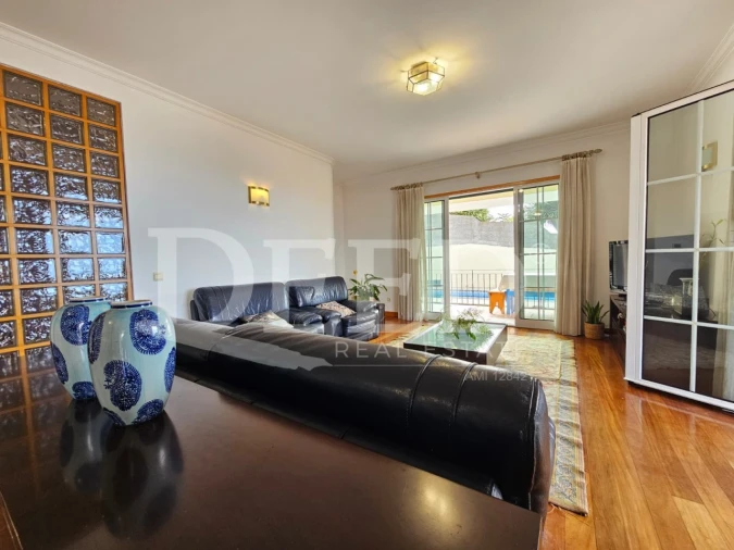 Moradia T4 para Venda em São Roque Foto 4