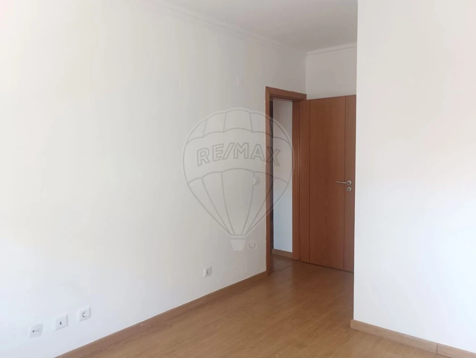 Apartamento T3 para Venda em Encosta do Sol Foto 6