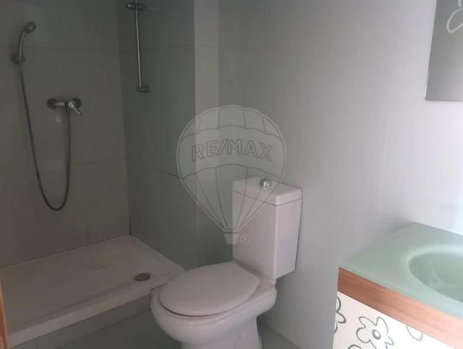 Apartamento T3 para Venda em Encosta do Sol Foto 11